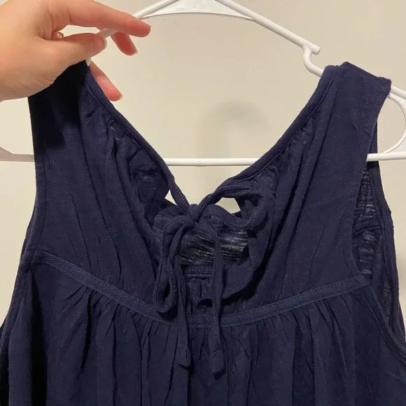 NWT |‎ GAP women’s navy blue sleeveless tie neck blouse — large - Picture 5 of 5